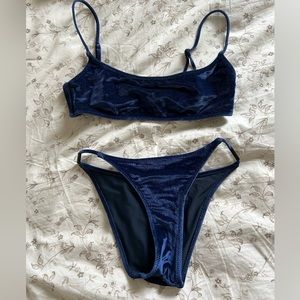 Triangl Lilla Set